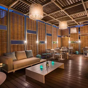 Pirineos By Pierre & Hotel